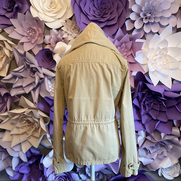 Beige Jacket - Picture 3 of 7